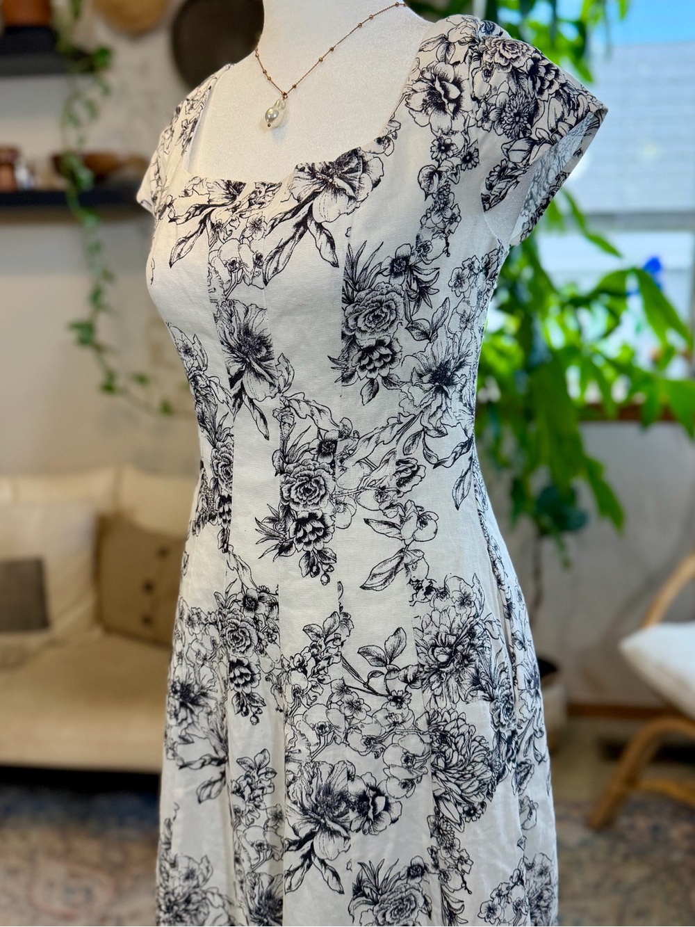 Linen Blend Bagatelle Artsy Boho Euro Summer White Black Floral Midi SunDress 6 - Picture 6 of 12